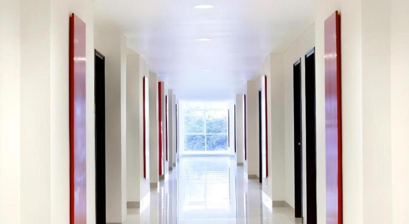 Amaris Hotel Pakuan Bogor Exterior photo