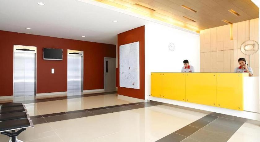 Amaris Hotel Pakuan Bogor Exterior photo